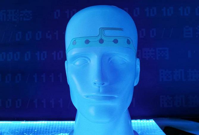 数千人正排队等脑机接口手术,疯狂科学家打开人体试验魔盒